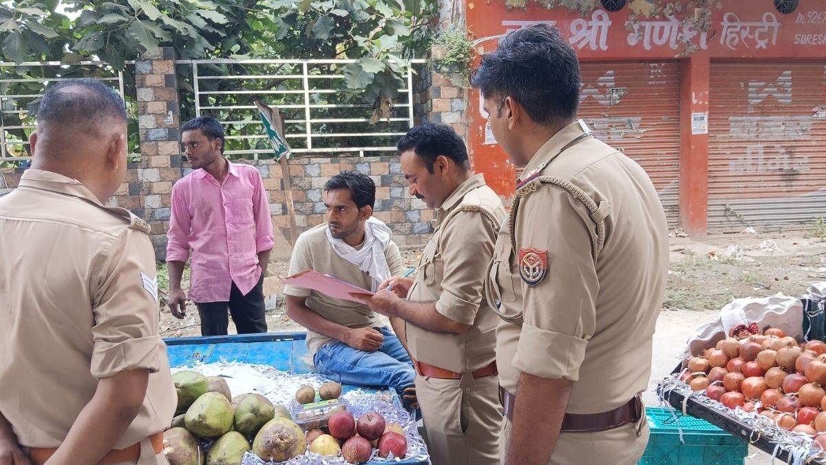 https://www.jagranimages.com/images/newimg/12092025/12_09_2025-hapur_68_24044557.jpg