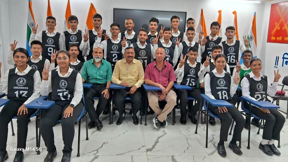 https://www.jagranimages.com/images/newimg/12092025/12_09_2025-hero_image_24044396.jpg