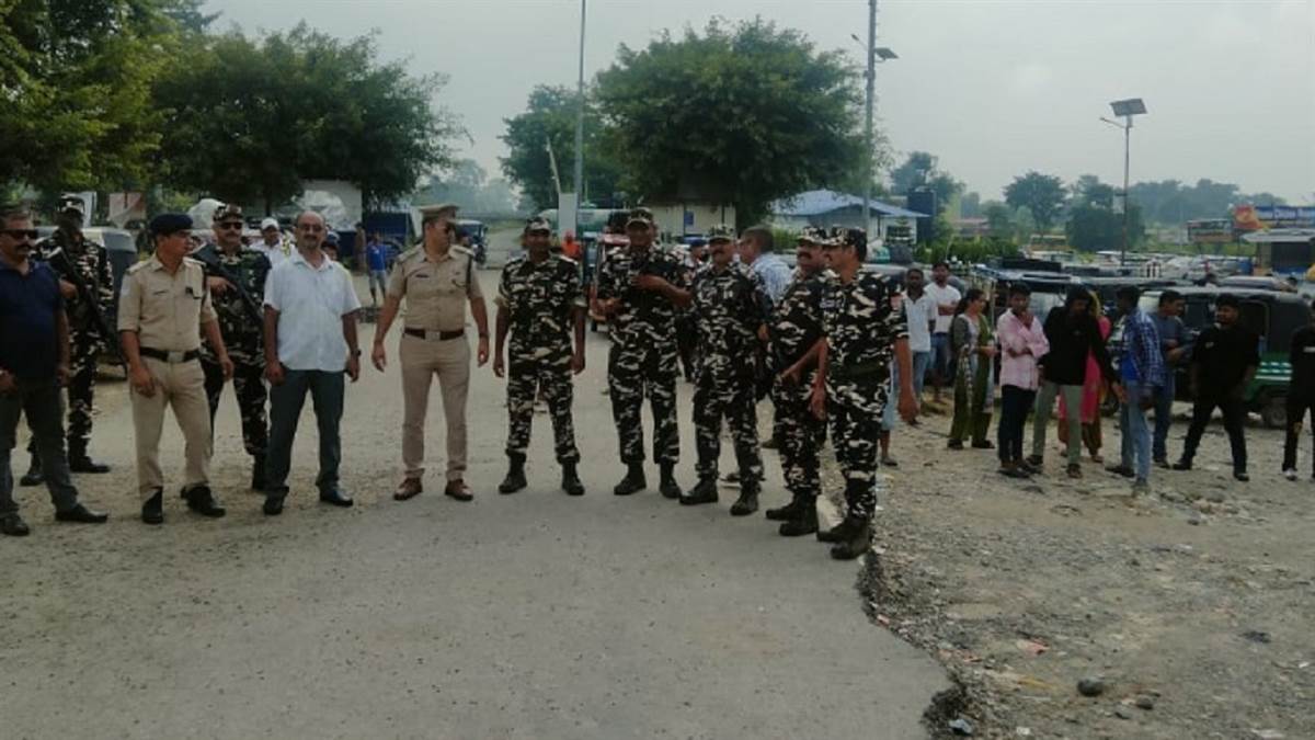 https://www.jagranimages.com/images/newimg/12092025/12_09_2025-india_nepal_border_24044613.jpg