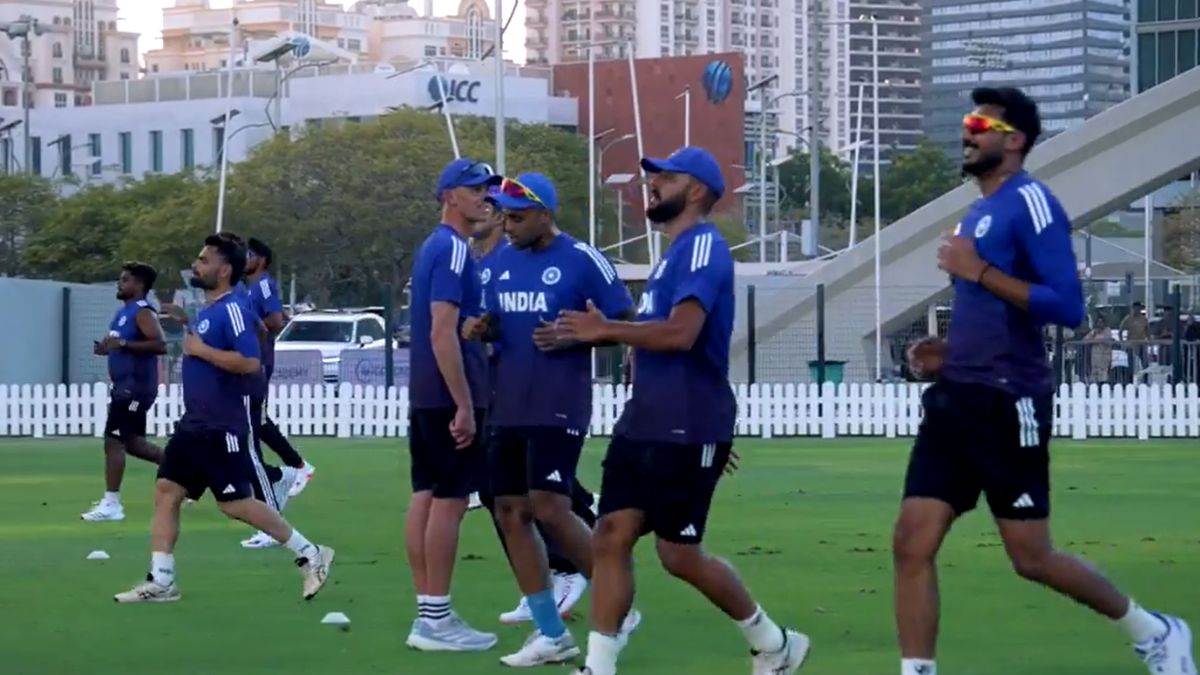 https://www.jagranimages.com/images/newimg/12092025/12_09_2025-indian_cricket_team_21_24044383.jpg