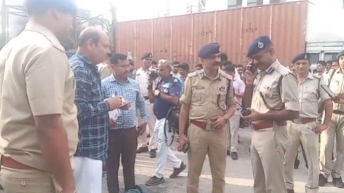 https://www.jagranimages.com/images/newimg/12092025/12_09_2025-murder_1_24044959.jpg