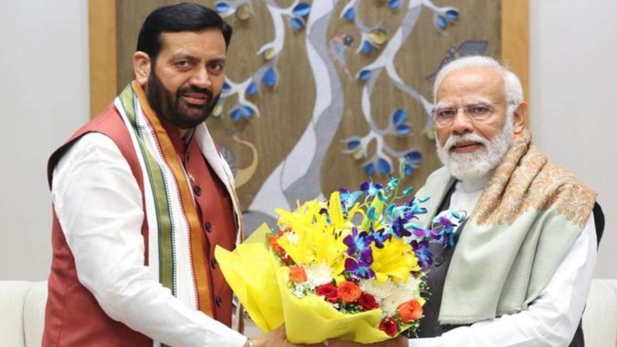 https://www.jagranimages.com/images/newimg/12092025/12_09_2025-nayab_saini_129_24044827.jpg