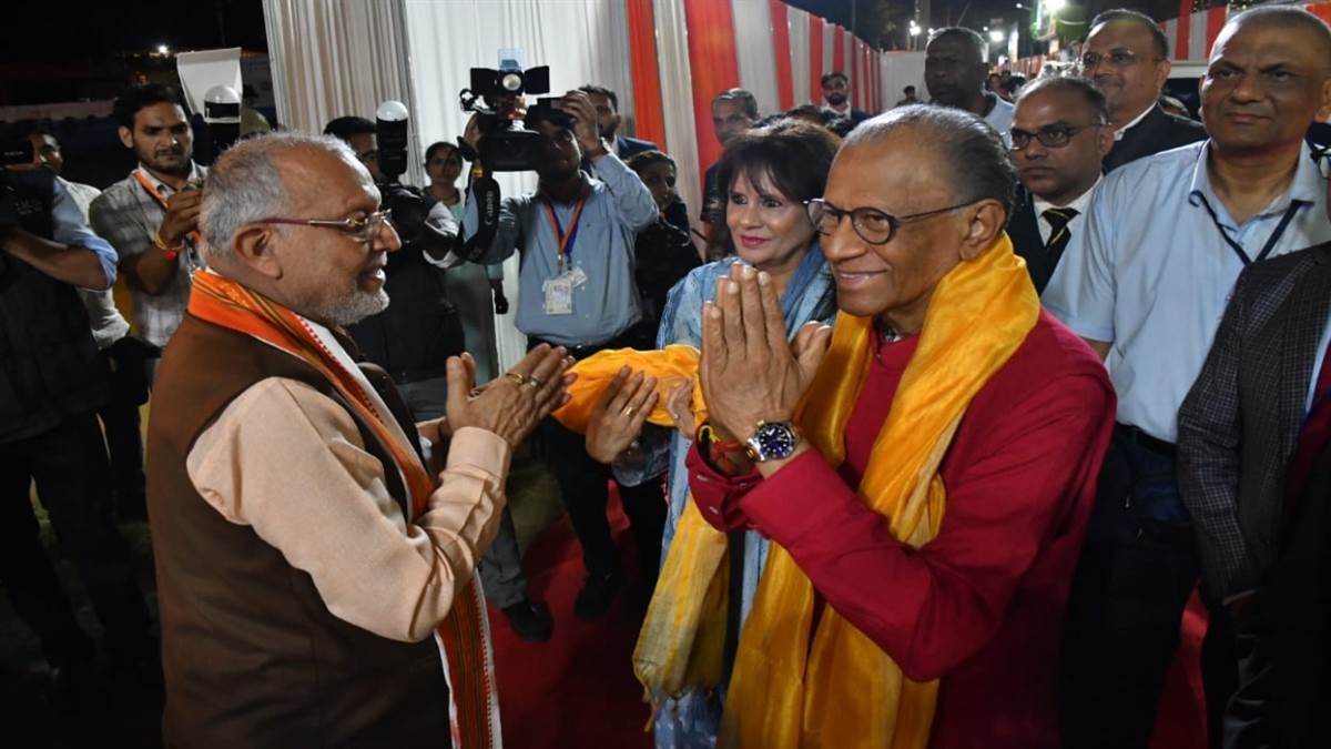 https://www.jagranimages.com/images/newimg/12092025/12_09_2025-pm_24044212.jpg
