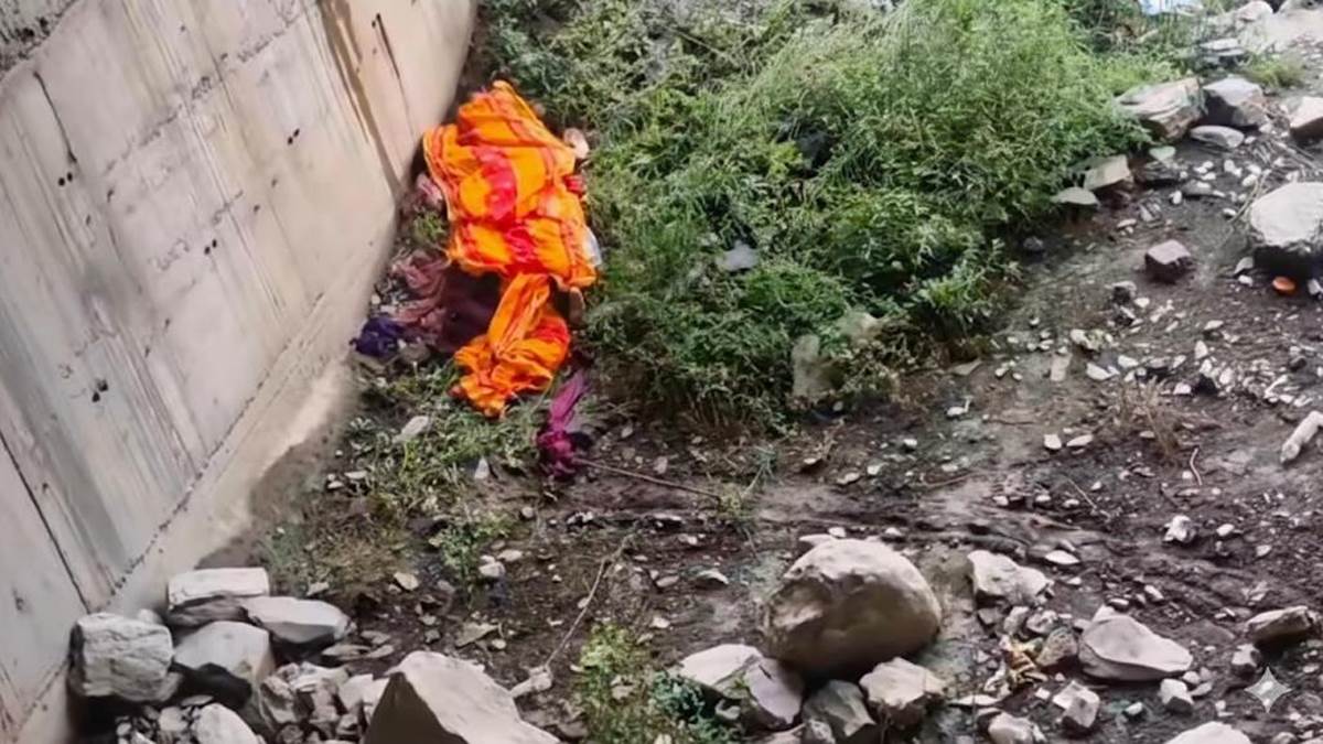 https://www.jagranimages.com/images/newimg/12092025/12_09_2025-ramban_triple_murder_case_24044505.jpg