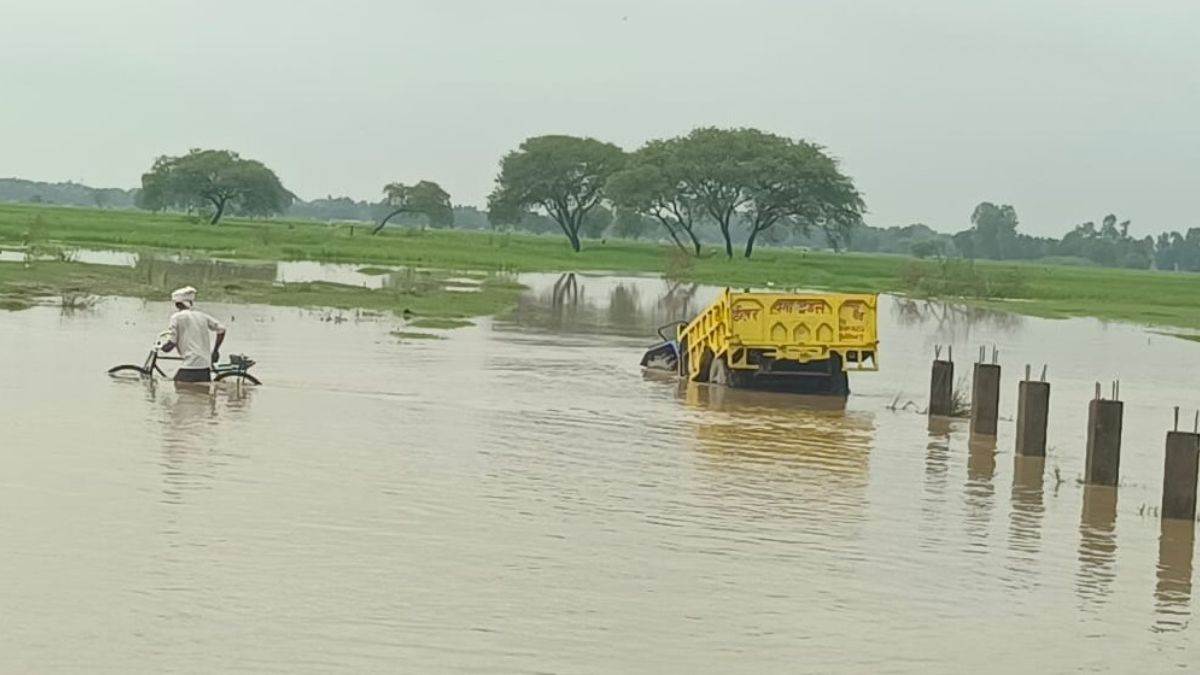 https://www.jagranimages.com/images/newimg/12092025/12_09_2025-shrawasti_flood_24044720.jpg