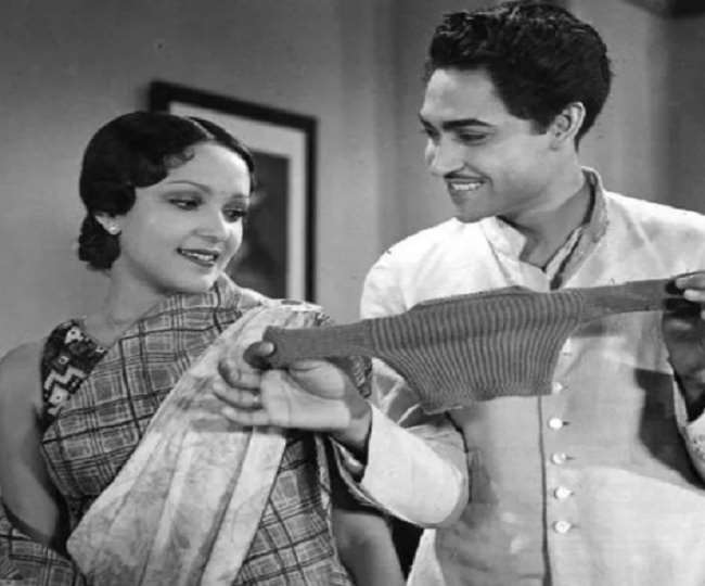 हिंदी सिनेमा के मशहूर और दिग्गज अभिनेता अशोक कुमार, तस्वीर : goldenbollywood_era