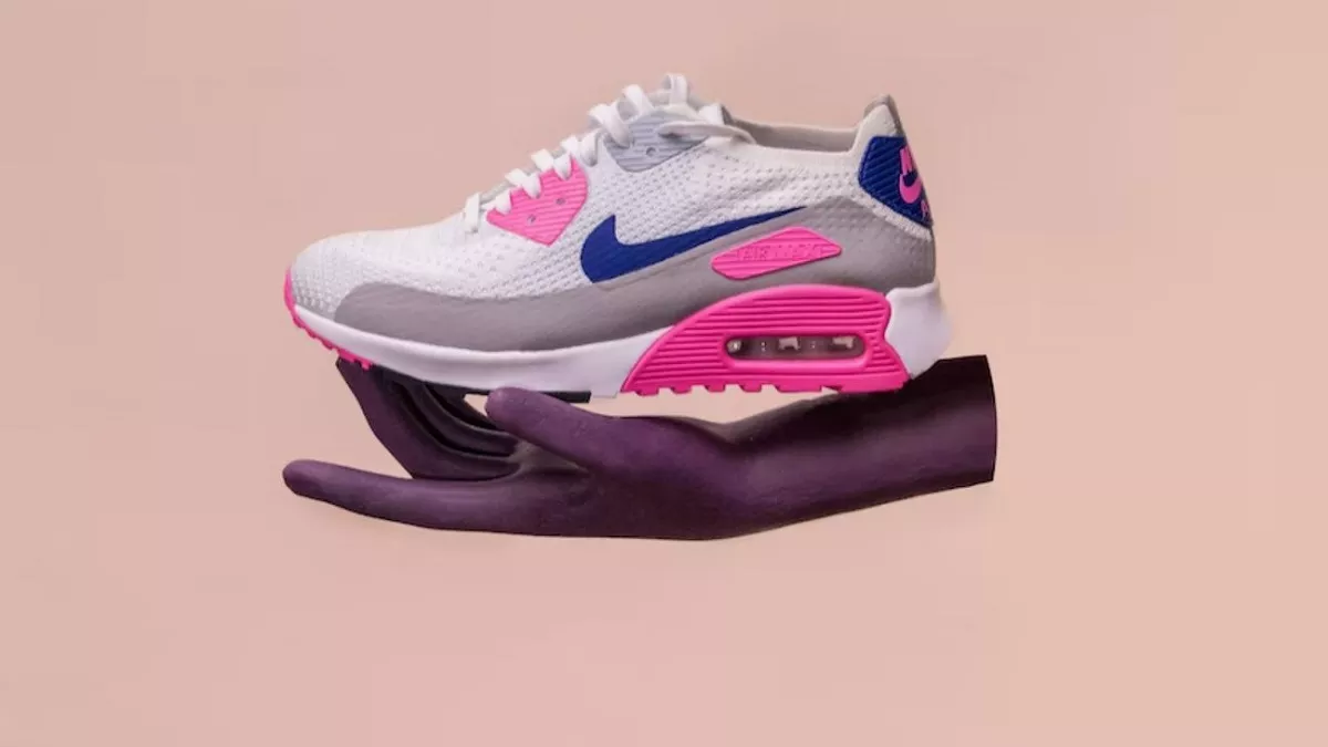 Amazon Sale 2022 On Women’s Sneakers:  इन पॉपुलर शूज ब्रांड्स को पहनकर आप कर सकती हैं सभी स्पोर्ट्स एक्टिविटीज