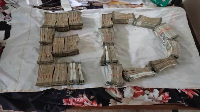 रायपुर में तीन आइएएस सहित 12 कारोबारियों पर ईडी की कार्रवाई, दस करोड़ नकद मिले। फाइल फोटो