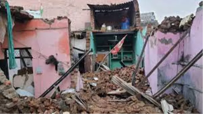 Gurugram News: पटाखों में आग लगने से हुआ धमाका, मलबे में दबने से छह घायल : जागरण
