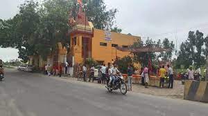 https://www.jagranimages.com/images/newimg/12102022/12_10_2022-hanuman_mandir_23135260.jpg