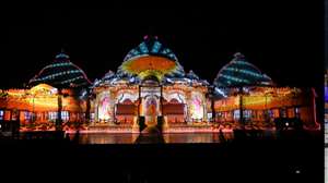 स्‍थापत्‍य कला का बेजोड़ नमूना है प्रतापगढ़ के कुंडा का भक्तिधाम मनगढ़ मंदिर, कृपालु जी महाराज ने इसे बनवाया था