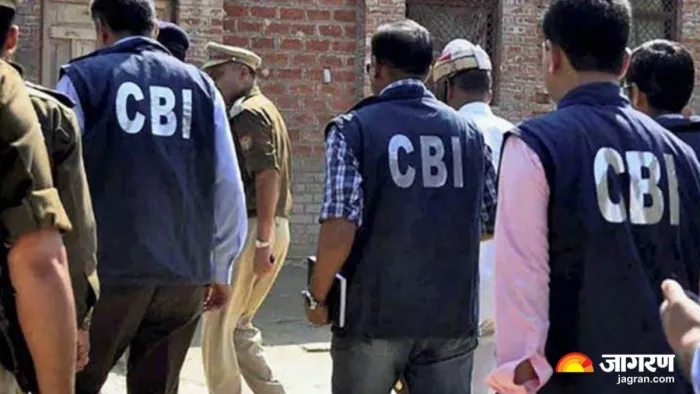 सीबीआई ने पकड़ी 12वीं के 298 छात्रों की फर्जी मार्कशीट।