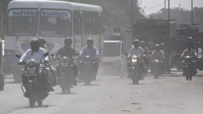 Delhi: 13 हॉट स्पॉट के लिए बनाया अलग प्लान; हर जोन में तैनात हो नोडल अधिकारी।