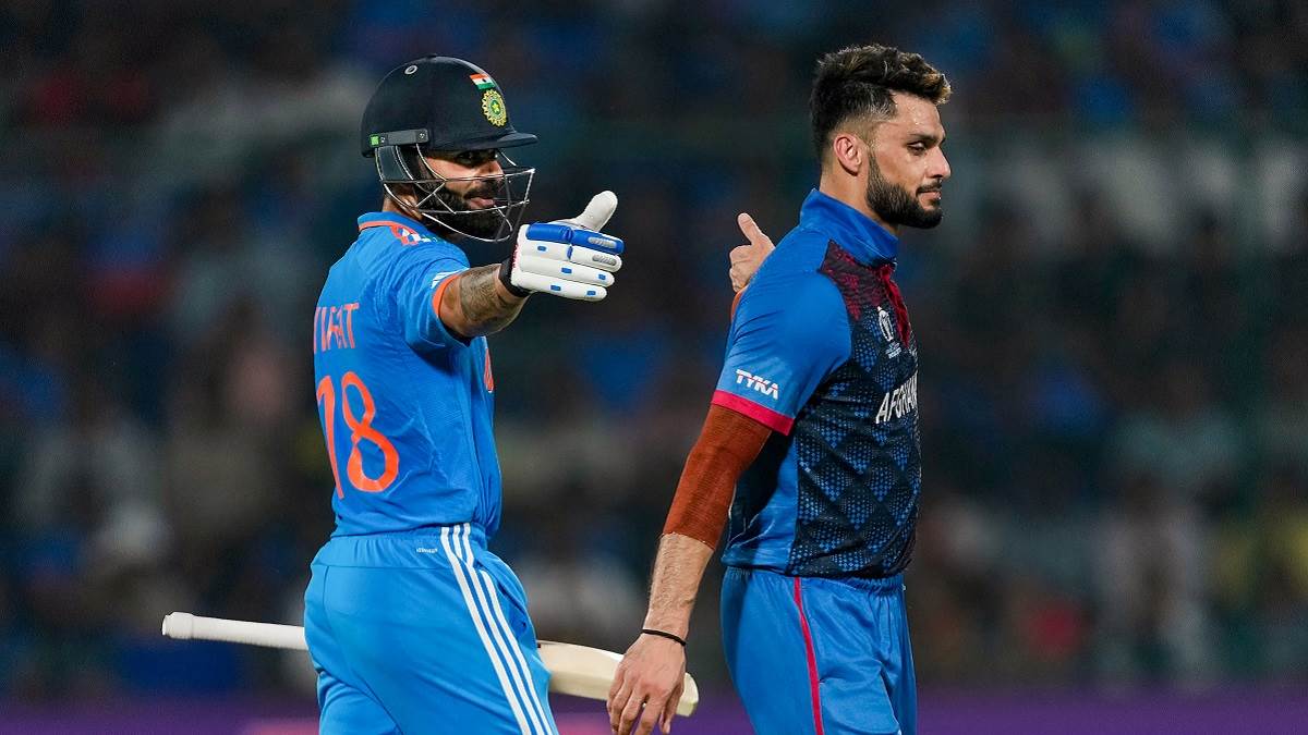 https://www.jagranimages.com/images/newimg/12102023/12_10_2023-naveen_virat_dosti_23554099.jpg