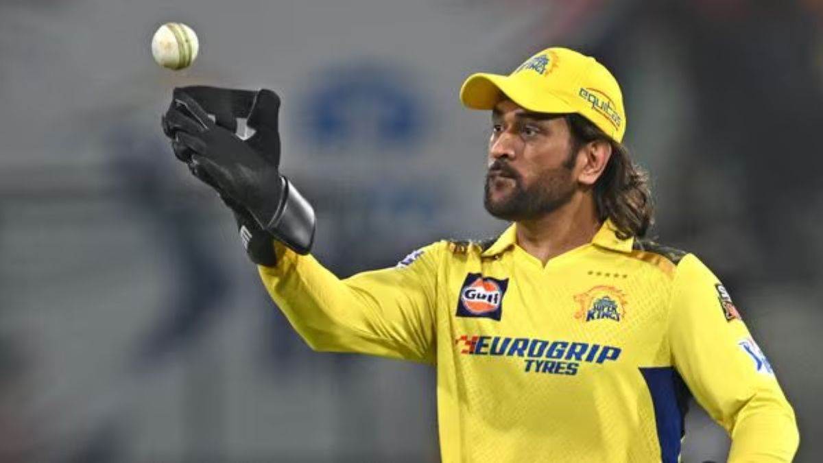 https://www.jagranimages.com/images/newimg/12102024/12_10_2024-ms_dhoni_5_23814512.jpg
