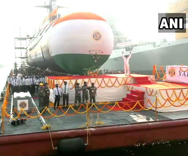 https://www.jagranimages.com/images/newimg/12112020/12_11_2020-shripad-naik-launches-subma_21055270_92922355.jpg