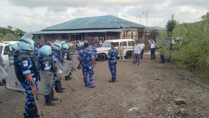 बीस साल में मकबरे में बदल दी गई अफजल खान की कब्र। फाइल फोटो
