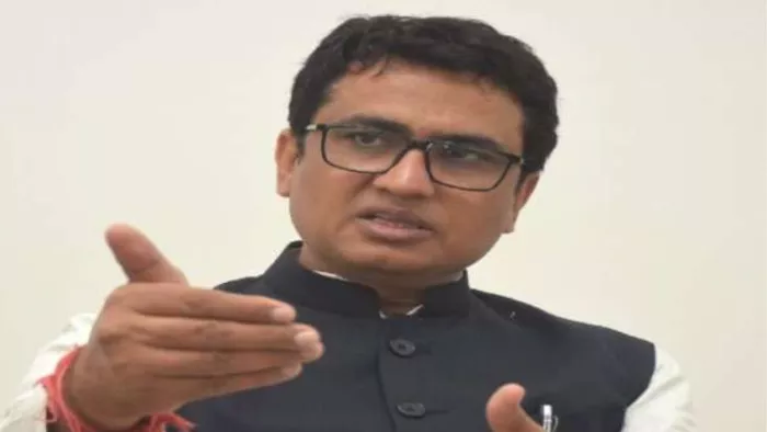 कांग्रेस अधिकतर वार्डों पर प्रत्याशियों के नामों का ऐलान कर सकती है।
