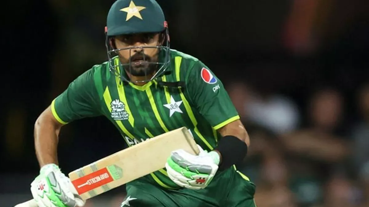 ENG vs PAK: पाकिस्तान के प्रधानमंत्री का वायरल हुआ ट्वीट, बाबर आजम ने ले ली  चुटकी - Babar Azam comment on About Pakistan Prime Minister Shehbaz tweet  after India semi final loss