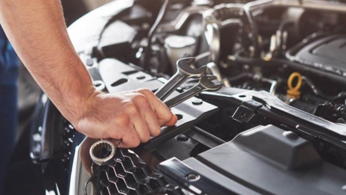 https://www.jagranimages.com/images/newimg/12112022/12_11_2022-car_service_tips_23199515.jpg