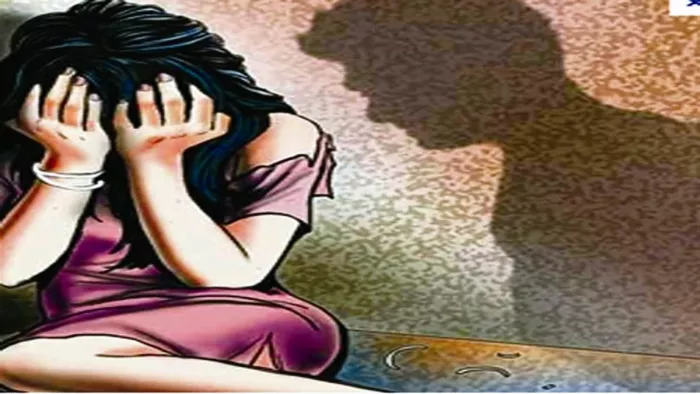 कोलार के सनखेड़ी गांव में 16 साल की लड़की से दुष्कर्म के मामले का पता चला है।
