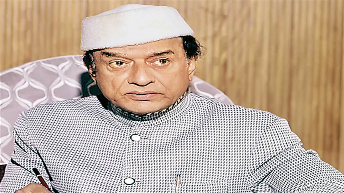 https://www.jagranimages.com/images/newimg/12112022/12_11_2022-v-shantaram_23199374.jpg