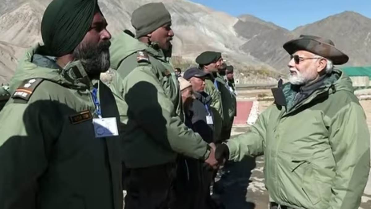 diwali 2023 pm modi celebrate diwali with soldiers at loc know when pm modi lit lamps in jammu kashmir