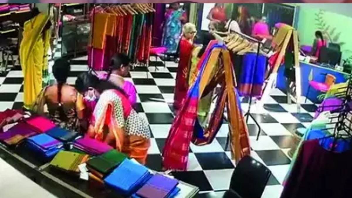 chennai women gang steals seven lakh rupees saree parcel them back to shastri nagar police