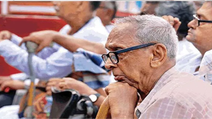 टाउन प्लानिंग ने वृद्धों के लिए रिटायरमेंट हाउसिंग की नई नियमावली लागू की है। फाइल फोटो