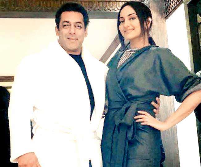 Dabangg3 Star Sonakshi Sinha Talks About Her Relationship With Salman Khan  Debuted With Dabangg
