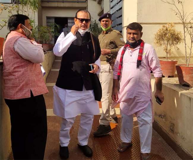 लालू प्रसाद से मिलने पहुंचे सुबोध कांत सहाय। जागरण