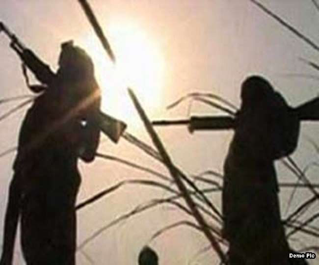 मध्य प्रदेश के बालाघाट में पुलिस ने दो महिला नक्सलियों को मार गिराया। (फोटो- नईदुनिया)