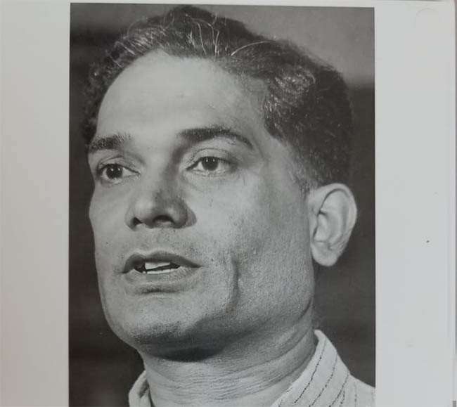 book review the classic story of loknayak jayaprakash narayan jagran special