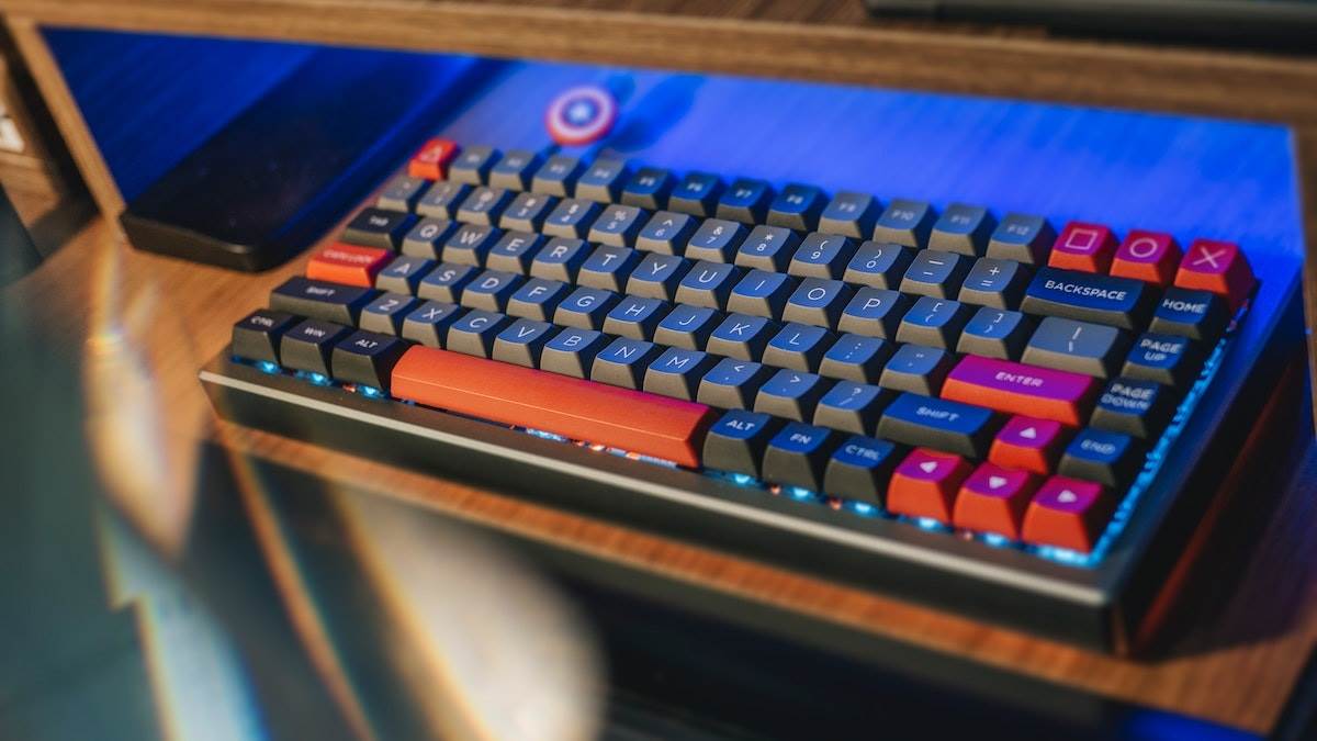Best Keyboards In India: RGB कलर सपोर्ट वाले प्रीमियम क्वालिटी के कीबोर्ड से अपने एक्सपीरियंस को बनाये मजेदार