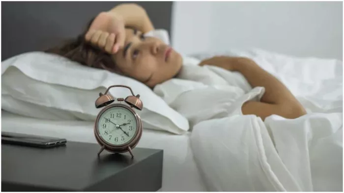 Sleep Related Problems: रात में रोज़ नींद टूटना खतरनाक हो सकता है?