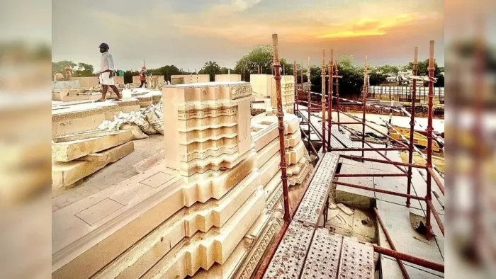 रामायण से जुड़ी कलाकृतियों की स्थापना के पर दो करोड़ रुपये खर्च कर रही है।