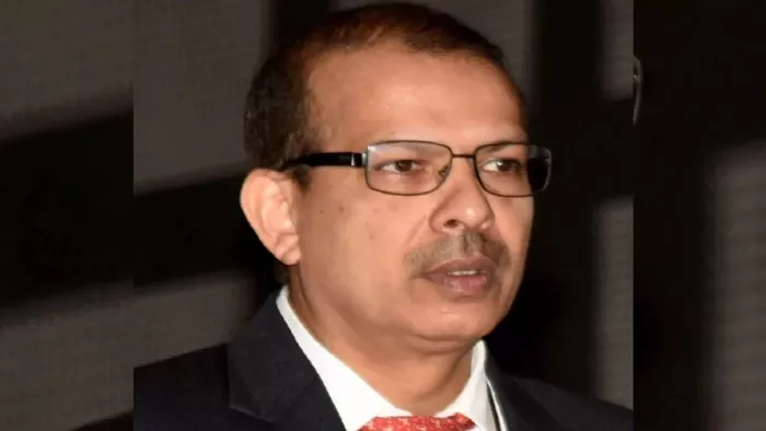 केके पाठक ने अधिकारियों को दी गुड न्यूज (जागरण)