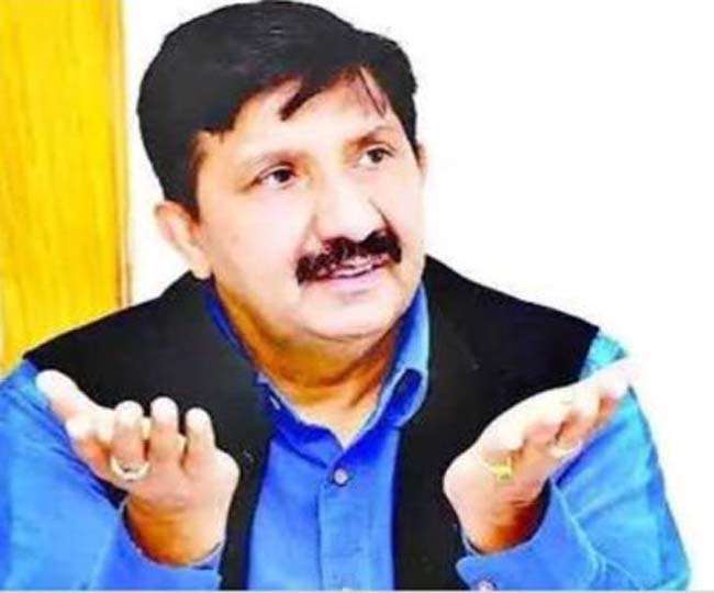 मुकेश अग्निहोत्री ने साधा सरकार पर निशाना,