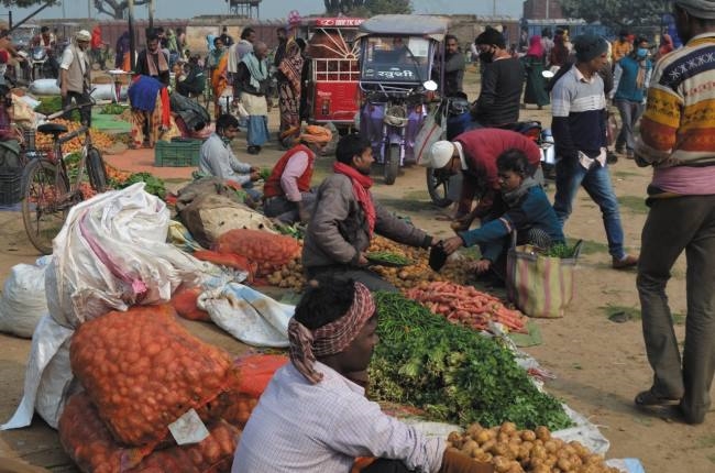 साहिबगंज में कोरोना के 56 मरीज मिले, सब्जी मंडी शिफ्ट - 56 patients of  corona found in Sahibganj, vegetable market shift - Jharkhand Sahibganj  Local News