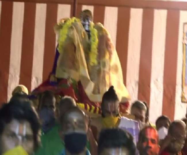 मदुरै में तल्लाकुलम पेरुमल मंदिर में खोला गया परमपद वासल