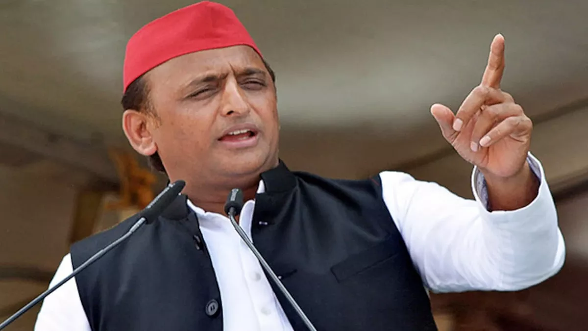 UP Politics: अख‍िलेश यादव का योगी सरकार पर हमला, बोले- कितना निवेश जमीन पर  उतरा पहले ये बताएं - Akhilesh Yadav attack on Yogi government said first  tell how much investment landed