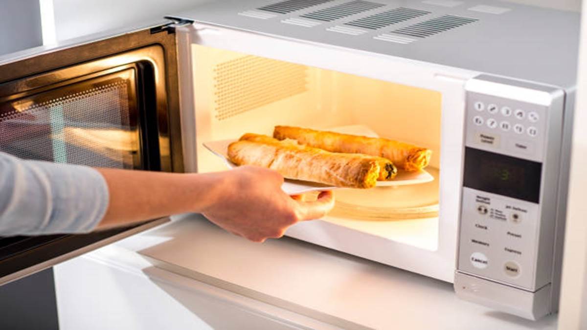 चटोरे बन जाओगे, मिलेगा 401 ऑटो कुक मैन्यु और एलजी Microwave Oven में कम तेल में बनेगा हेल्दी फूड मिनटों में