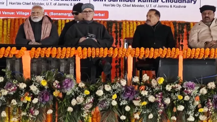 उमर अब्दुल्ला ने पीएम मोदी की तारीफ की