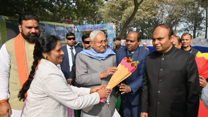 प्रगति यात्रा के दौरान समस्तीपुर पहुंचे नीतीश कुमार