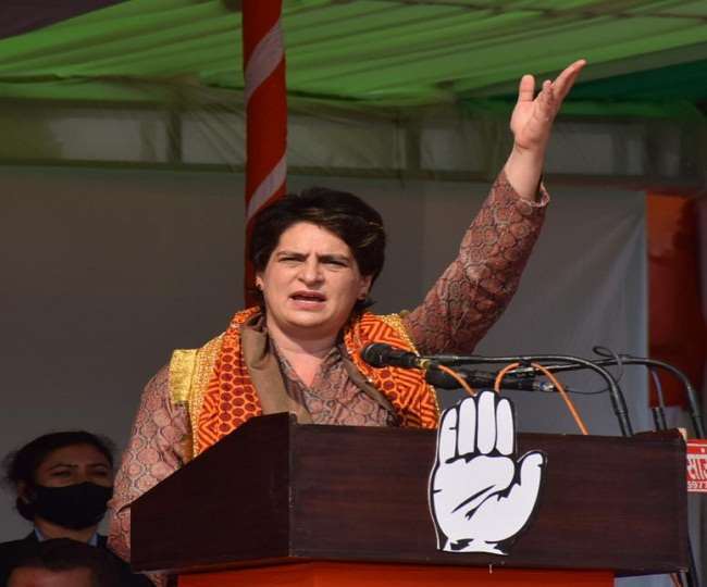 https://www.jagranimages.com/images/newimg/13022022/13_02_2022-priyanka_in_haldwani_22462201_134447408.jpg