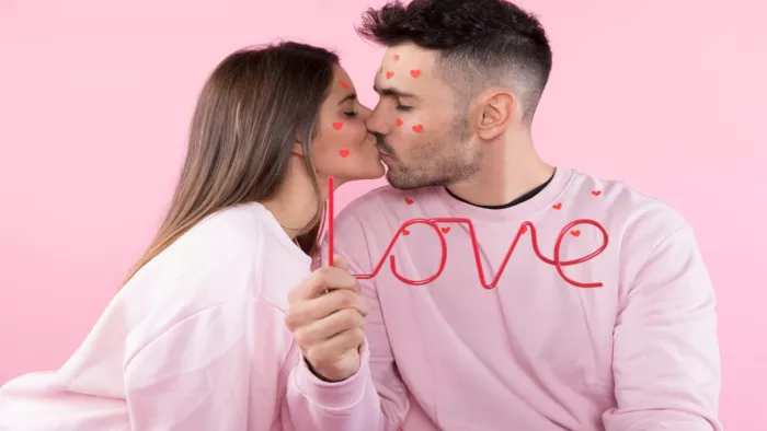 Kiss Day 2023: किस करने से फैल सकते हैं ये संक्रमण