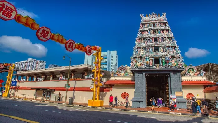 Singapore: सिंगापुर में 200 साल पुराने मंदिर के अभिषेक में शामिल हुए 20 हजार श्रद्धालु PC: FLICKR
