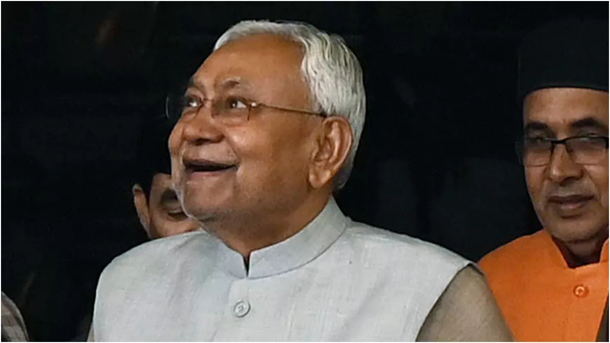 Nitish Kumar: अब कांग्रेस कर रही भाजपा को अलर्ट! नीतीश कुमार को लेकर अखिलेश ने कर दी ये भविष्यवाणी