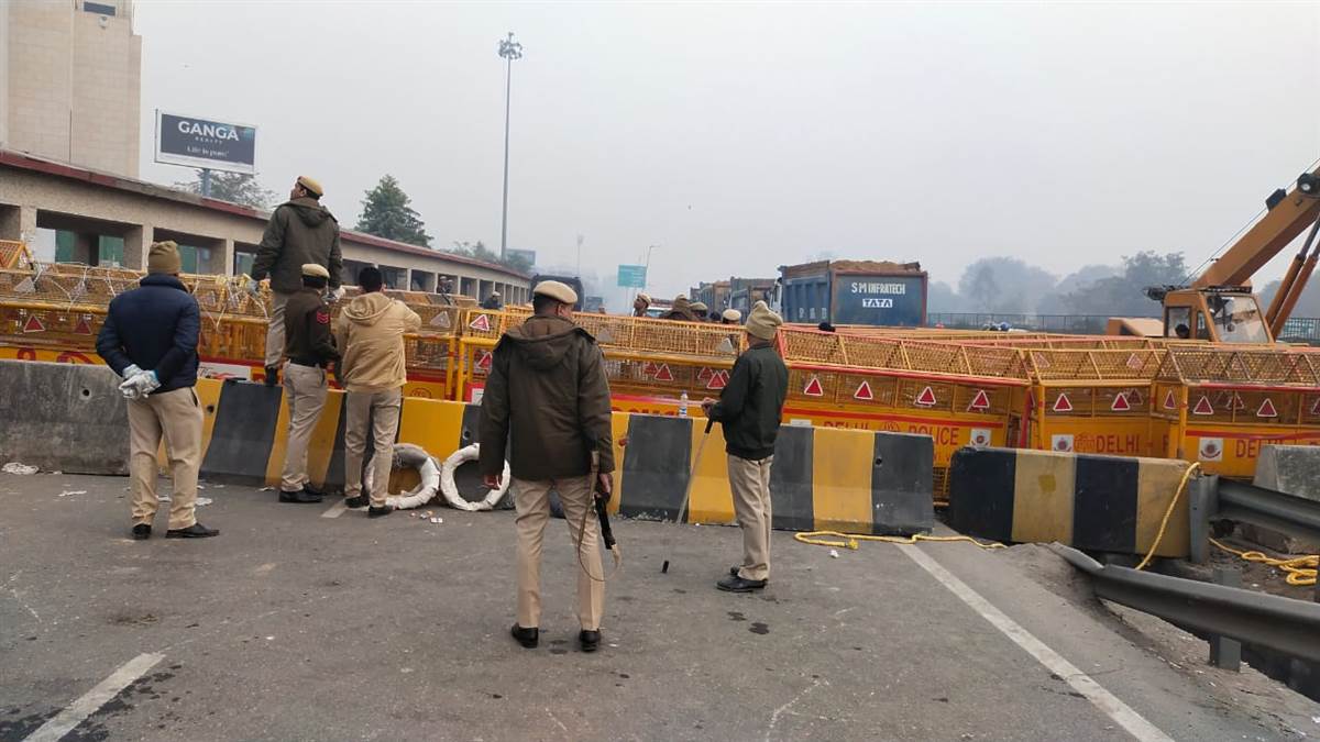 farmer protest business worth 1000 crore stopped due to delhi agitation trucks stuck in punjab himachal delhi due to closure of highway will affect inflation