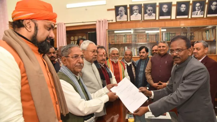 विधानसभा अध्यक्ष पद के लिए पूर्व मंत्री नंद किशोर यादव ने किया नामांकन